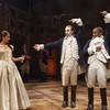 Hamilton: Přelomový muzikál míří do obýváků, je tu první trailer | Fandíme filmu