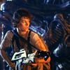 Vetřelec: James Cameron chtěl dát dohromady Sigourney Weaver a Arnolda Schwarzeneggera | Fandíme filmu