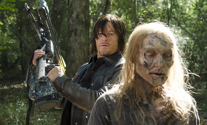 Živí mrtví: Norman Reedus při natáčení zvedl žaludek svému hereckému kolegovi | Fandíme seriálům