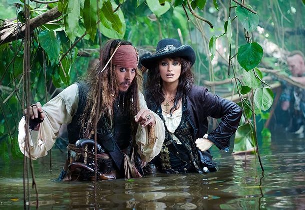 Piráti z Karibiku: Johnny Depp skončil i jako Jack Sparrow | Fandíme filmu