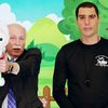 Sacha Baron Cohen si vystřelil z pravicových radikálů na jejich vlastní akci | Fandíme filmu