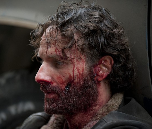 Živí mrtví: Kolik lidí zabil Rick Grimes během své poutě zombie světem | Fandíme serialům