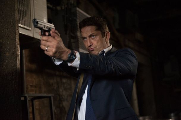 Gerard Butler nás v tom nenechá a pokusí se znovu zachránit svět | Fandíme filmu