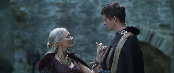 Arthur & Merlin: Knights of Camelot: V červenci nás čekají rovnou dvě artušovské podívané | Fandíme filmu