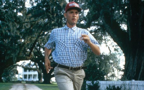 Forrest Gump: Tom Hanks musel zaplatit natáčení legendární scény ze své kapsy | Fandíme filmu