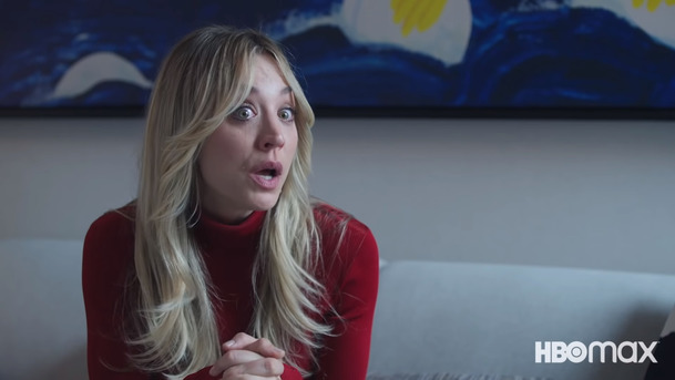 The Flight Attendant: Nový sitcom s Kaley Cuoco jsme ještě ani neviděli a už se chystá 2. řada | Fandíme serialům