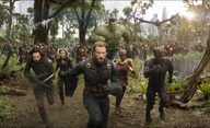 Avengers: Infinity War: Vystřižená scéna s inteligentním Hulkem a další videa | Fandíme filmu