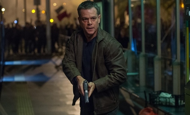 Bourne: Z akční série je divadelní kaskadérská show | Fandíme filmu