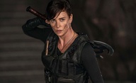 Old Guard: Charlize Theron o potencionální dvojce a své oblíbené postavě | Fandíme filmu