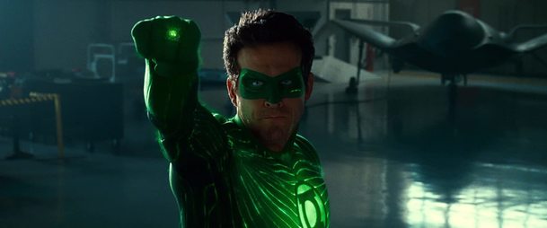 Seriálový vesmír Arrowverse možná představí vlastního Green Lanterna | Fandíme serialům