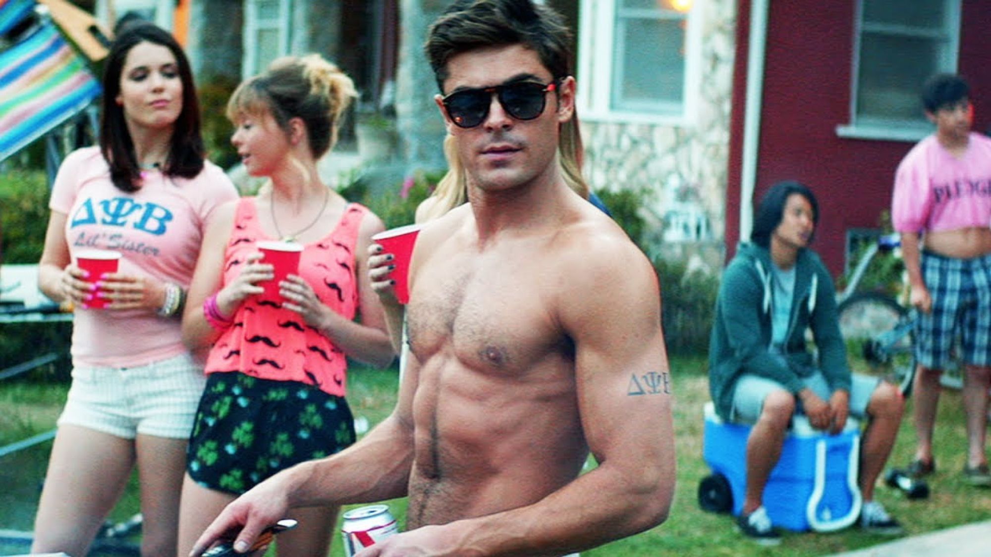 Tři muži a nemluvně: Zac Efron se stane tatínkem