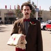 Borat 2: Sacha Baron Cohen potají natočil pokračování politicky nekorektní komedie | Fandíme filmu