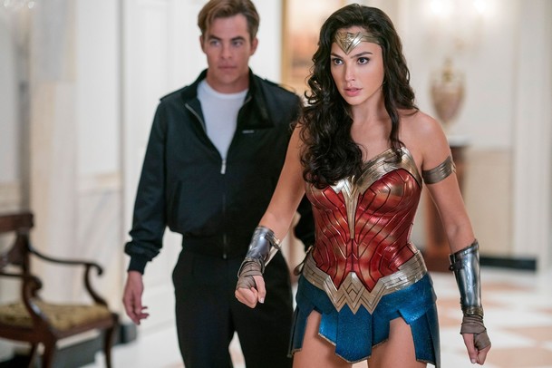 Wonder Woman 1984: Velké preview důkladně představuje očekávaný snímek | Fandíme filmu