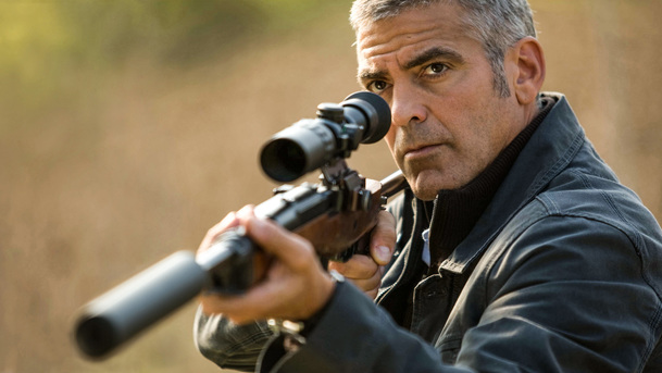 Když George Clooney nehraje, financuje vyšetřování zločinných peněžních toků | Fandíme filmu