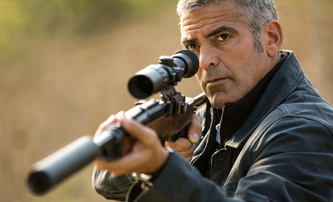 Když George Clooney nehraje, financuje vyšetřování zločinných peněžních toků | Fandíme filmu