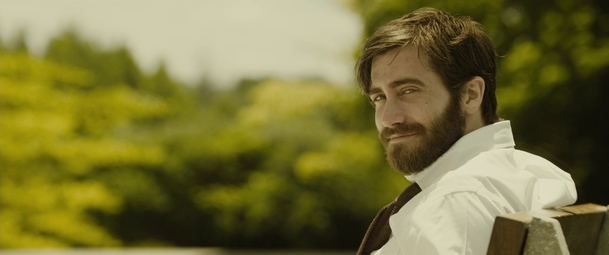 Jake Gyllenhaal lže až se mu od pusy práší | Fandíme serialům
