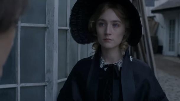 Ammonite: Mladičká Saoirse Ronan okouzlí postarší Kate Winslet | Fandíme filmu