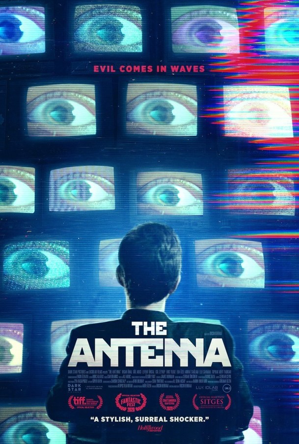The Antenna: Konspirátoři mohou zapomenout na 5G, pravý horor přinesou úplně jiné vysílače | Fandíme filmu