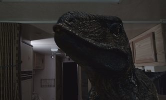 Claw: Velociraptor nahání vyděšené oběti v novém hororu | Fandíme filmu