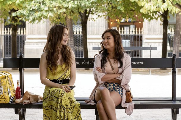 Emily in Paris: Tvůrce Sexu ve městě přichystal nový vztahový seriál pro Netflix | Fandíme serialům