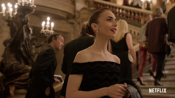 Emily in Paris: Tvůrce Sexu ve městě přichystal nový vztahový seriál pro Netflix | Fandíme serialům
