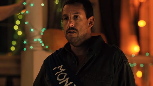 Hubieho Halloween: Po roce ocenění se Adam Sandler vrací ke slátaninám | Fandíme filmu