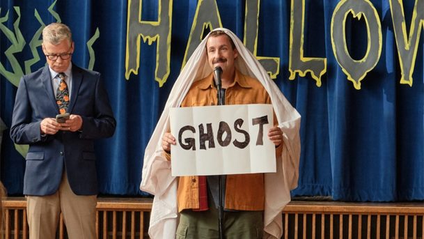 Hubieho Halloween: Po roce ocenění se Adam Sandler vrací ke slátaninám | Fandíme filmu