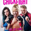 Chick Fight: Bella Thorne a Malin Åkerman si to rozdají v tvrdém zápase v kleci | Fandíme filmu