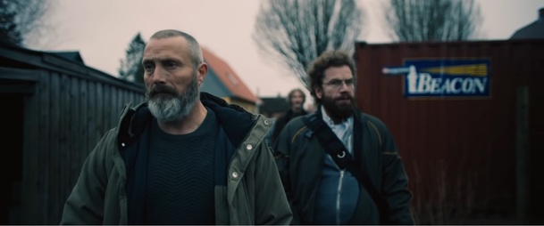 Riders Of Justice: Konspirační teorie, pomsta, černý humor a Mads Mikkelsen | Fandíme filmu