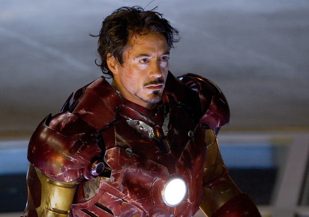 Iron Man: Při natáčení prvního dílu Roberta Downey Jr. jeho helma oslepila | Fandíme filmu