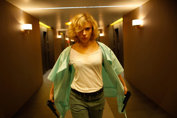Bride: Scarlett Johansson si zahraje ženskou verzi Frankensteinova monstra | Fandíme filmu
