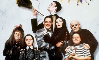 Addamsova rodina: Chystá se hraný seriál z produkce Tima Burtona | Fandíme filmu