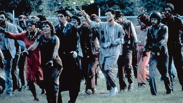 Den mrtvých: Zombie klasika George A. Romera dostane seriálovou podobu | Fandíme serialům