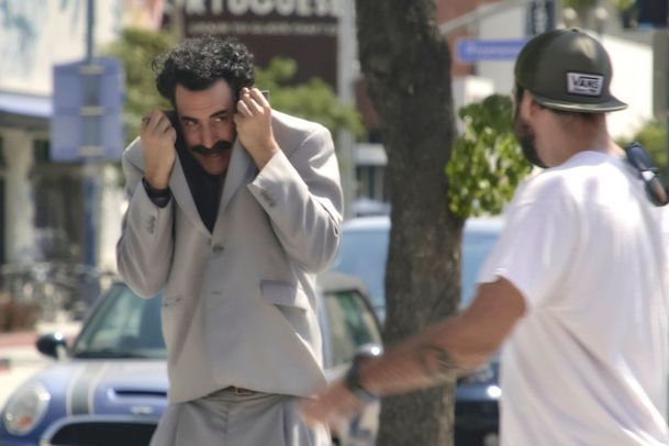 Borat 2: Vystřižené scény, žaloby a další porce legrácek | Fandíme filmu