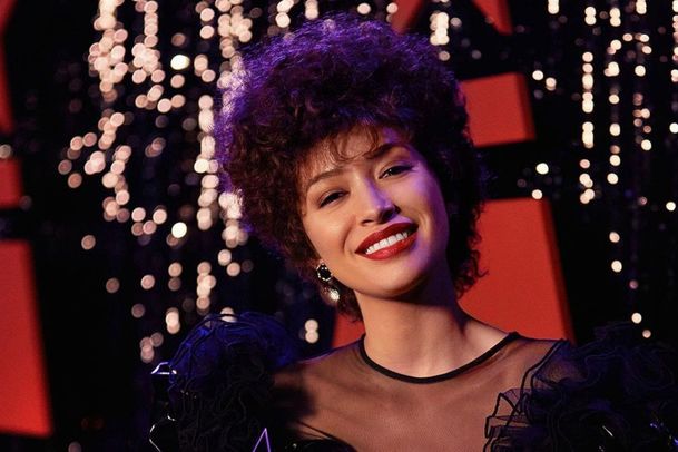 Selena: Cesta ke slávě: Tragický příběh slavné zpěvačky převypráví Netflix | Fandíme serialům