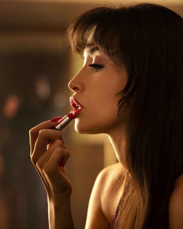 Selena: Cesta ke slávě: Tragický příběh slavné zpěvačky převypráví Netflix | Fandíme serialům
