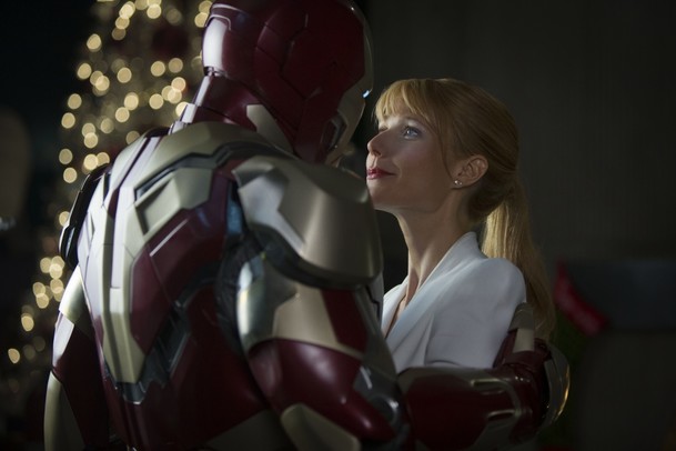 Iron Man 3: Proč tenkrát začal Tony Stark vytvářet desítky nových obleků | Fandíme filmu