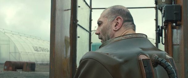 Most Wanted: Dave Bautista bude nahánět vesmírné zločince na naší planetě | Fandíme filmu