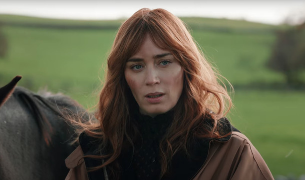 Wild Mountain Thyme: Emily Blunt miluje Jamieho Dornana | Fandíme filmu