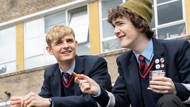 Aktuální přehled obnovených i zrušených seriálů a nově oznámených premiér | Fandíme serialům