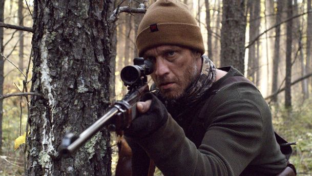 Hunter Hunter: Rodinu žijící v divočině terorizuje zákeřný vlk | Fandíme filmu