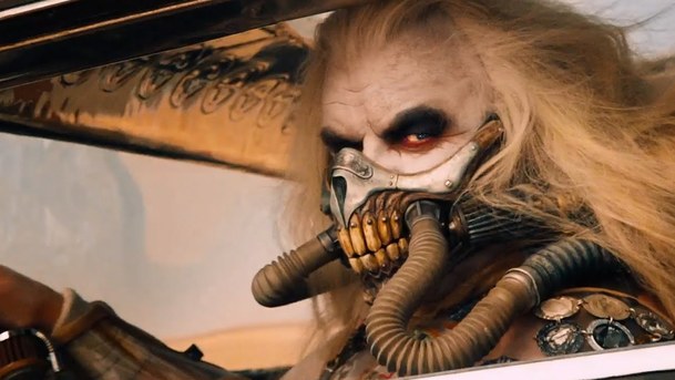 Zemřel Hugh Keays-Byrne, Immortan Joe z posledního Šíleného Maxe | Fandíme filmu