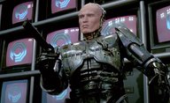 RoboCop: Jak by vypadalo kultovní akční sci-fi s Arnoldem Schwarzeneggerem v hlavní roli | Fandíme filmu