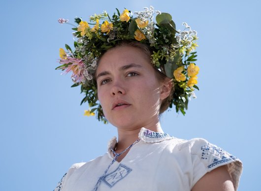 Půlnoční knihovna: Florence Pugh ve fantaskním příběhu zakusí své alternativní životy | Fandíme filmu