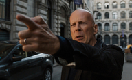 Smrtonosná rouška: Bruce Willis si v obchodě nenasadil roušku, odešel bez nákupu a internet z něj má legraci | Fandíme filmu