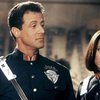 Demolition Man: Původně se měly chopit hlavních rolí dvě jiné akční hvězdy | Fandíme filmu