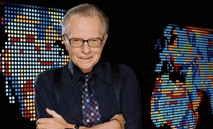 Zemřel legendární moderátor Larry King | Fandíme seriálům