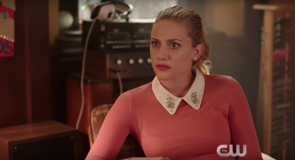 Podvodnice se vydávala za herečku Lili Reinhart ze seriálu Riverdale a poskytovala místo ní rozhovory | Fandíme serialům