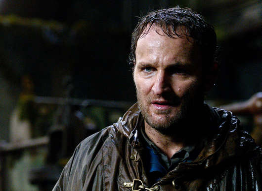 Nelítostný souboj 2: DiCapria s Balem doplní Jason Clarke | Fandíme filmu