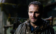 Nelítostný souboj 2: DiCapria s Balem doplní Jason Clarke | Fandíme filmu